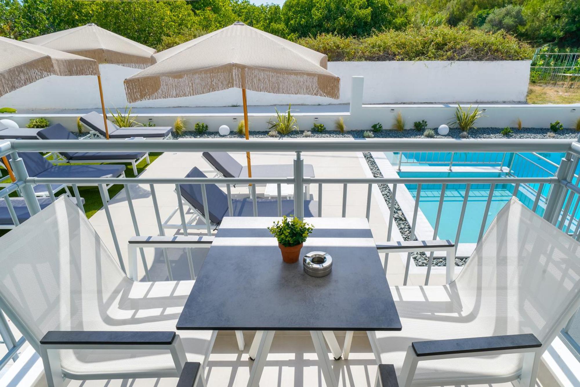 Sourinis Luxury Suites Limenaria  Buitenkant foto