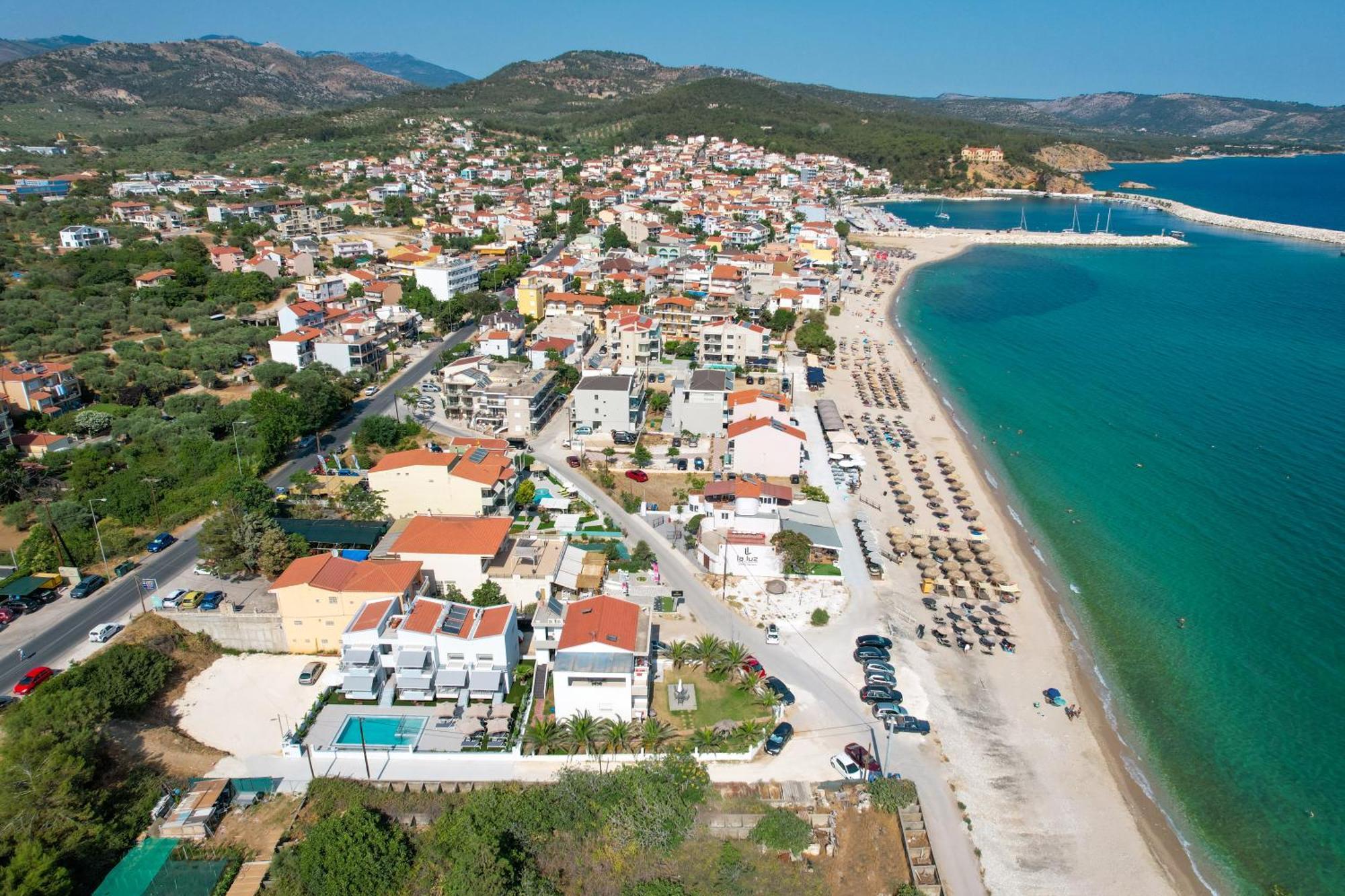 Sourinis Luxury Suites Limenaria  Buitenkant foto
